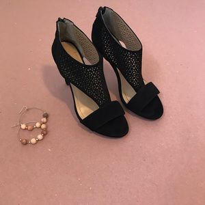 BCBG | black heels with zipper closure